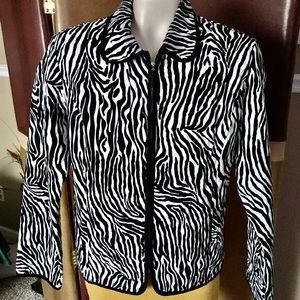 🥰$5 SALE……Zebra print jacket